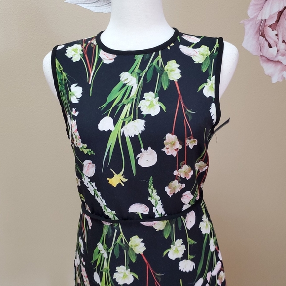 Victoria Beckham Black Floral Dress - Picture 2 of 9